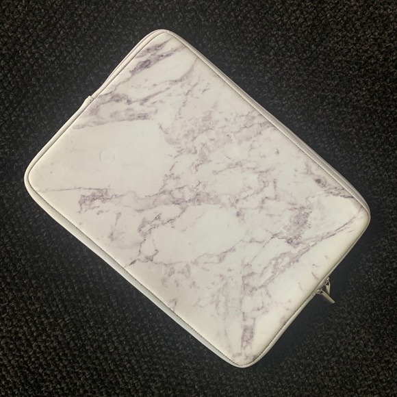 White Marble Print 13” Laptop Case With Zipper - Picture 2 of 3